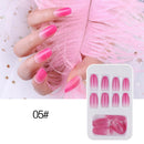 24 unidades de unhas postiças destacáveis , prensadas com gel.